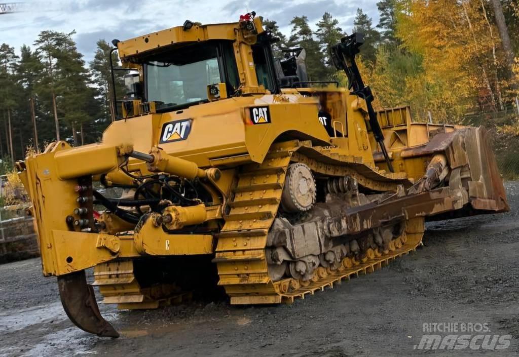 CAT D 8 T Dozers - Tratores rastos