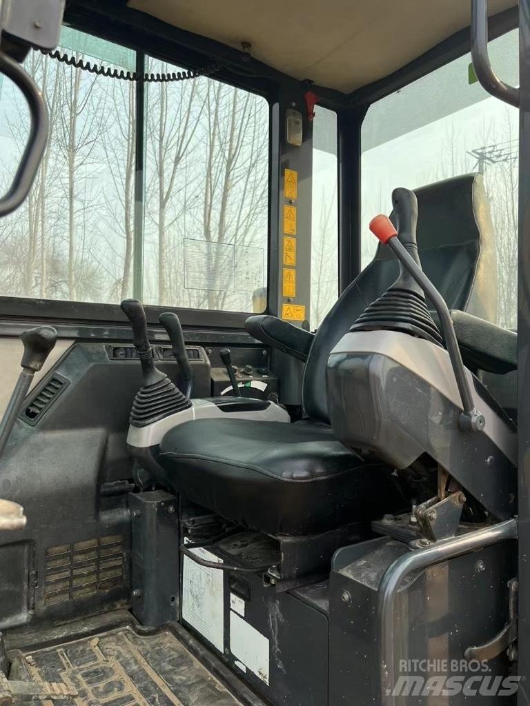 Komatsu PC58 Escavadoras Midi 7t - 12t