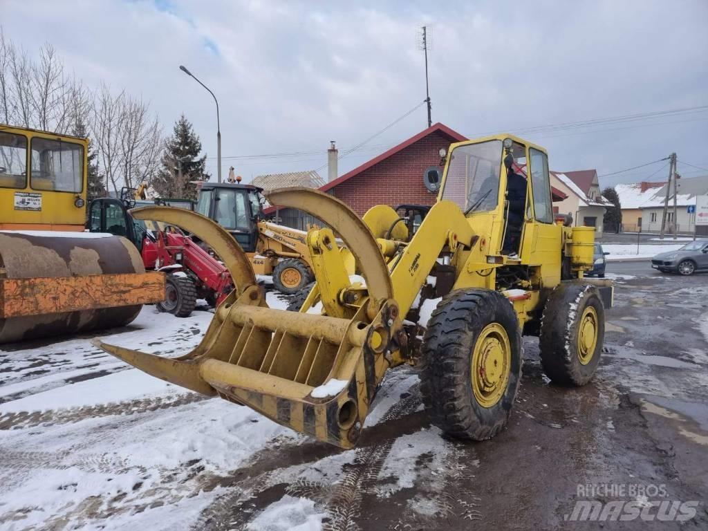  Ł 200 Ładowarka Pás carregadoras de rodas