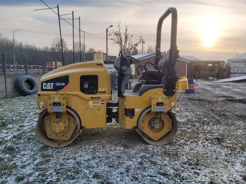 CAT CB 24 B Cilindros Compactadores tandem