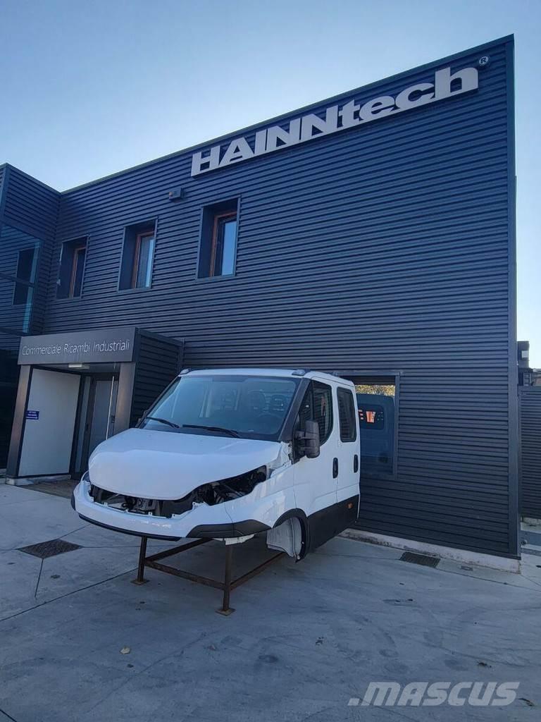 Iveco DAILY E6 Cabines e interior