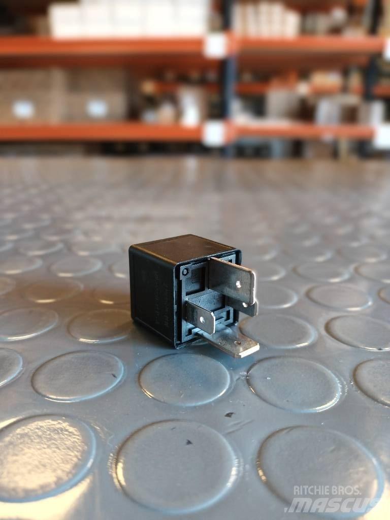 Volvo RELAY 21255974 Transportes - Outros
