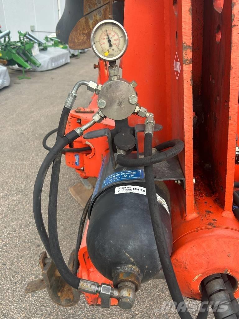 Kuhn Vari-Master 122 Charruas reversíveis