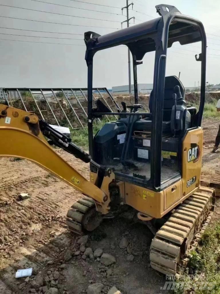 CAT 301.7 Mini Escavadoras <7t