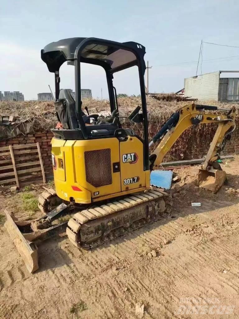 CAT 301.7 Mini Escavadoras <7t