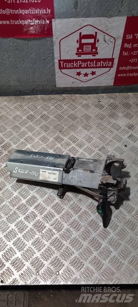 Scania 94 D.   1427567 Cabines e interior