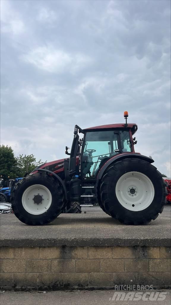 Valtra G 135 A Tratores Agrícolas usados