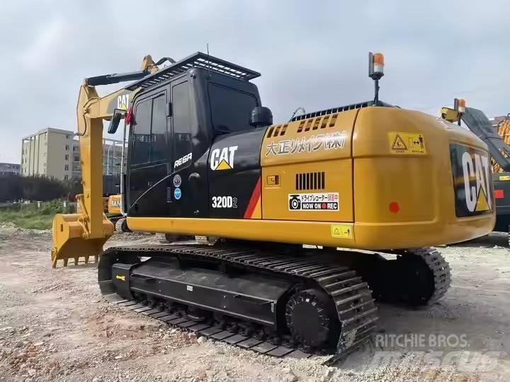 CAT CAT320D2 Escavadoras Midi 7t - 12t