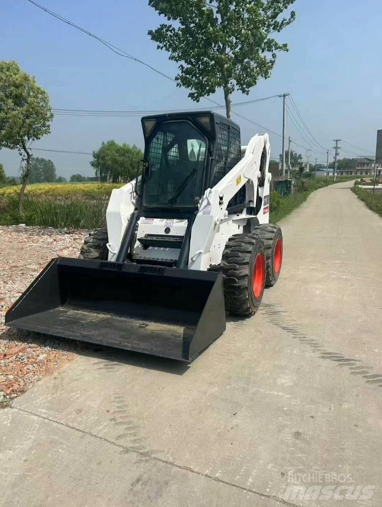 Bobcat S 330 Carregadoras de direcção deslizante