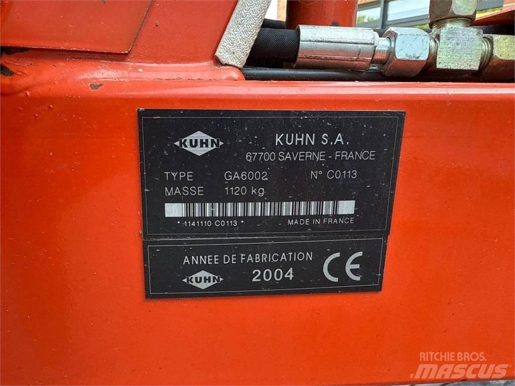 Kuhn GA 6002 Encordoadores de Feno