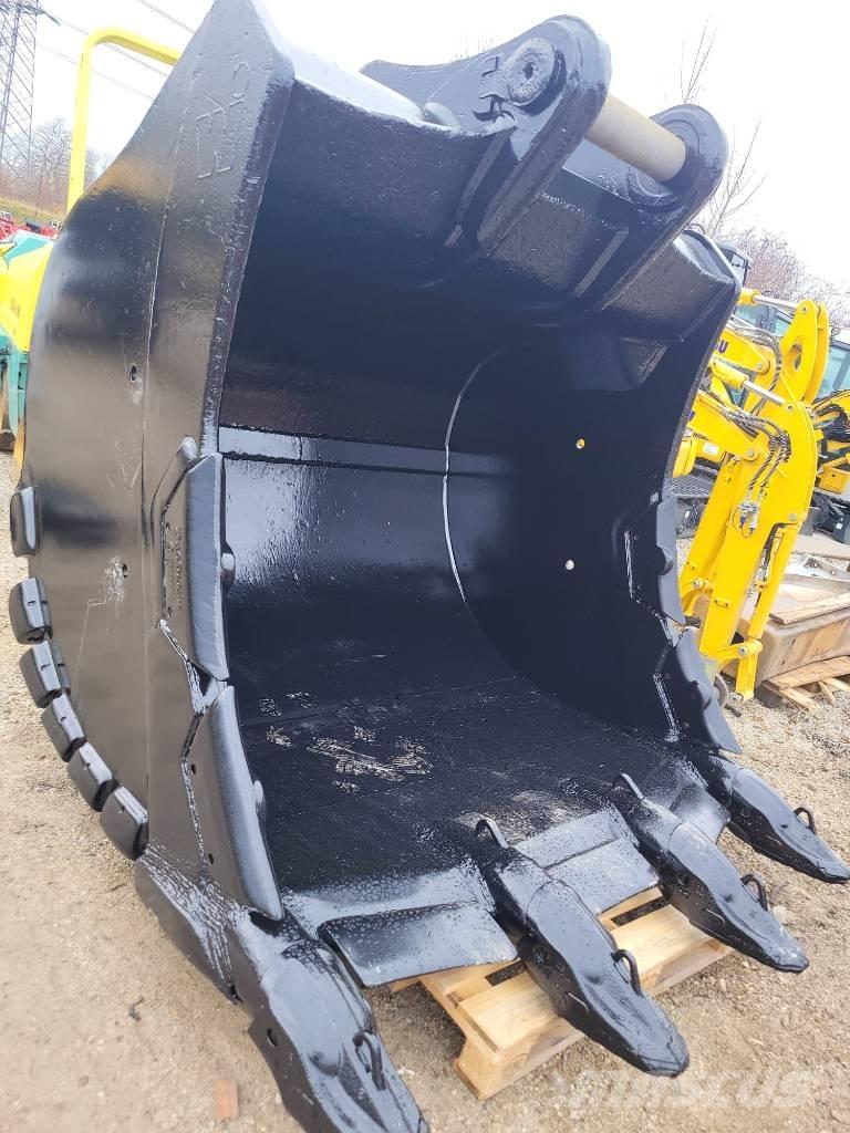 Komatsu Winkelbauer Acessórios Retroescavadoras