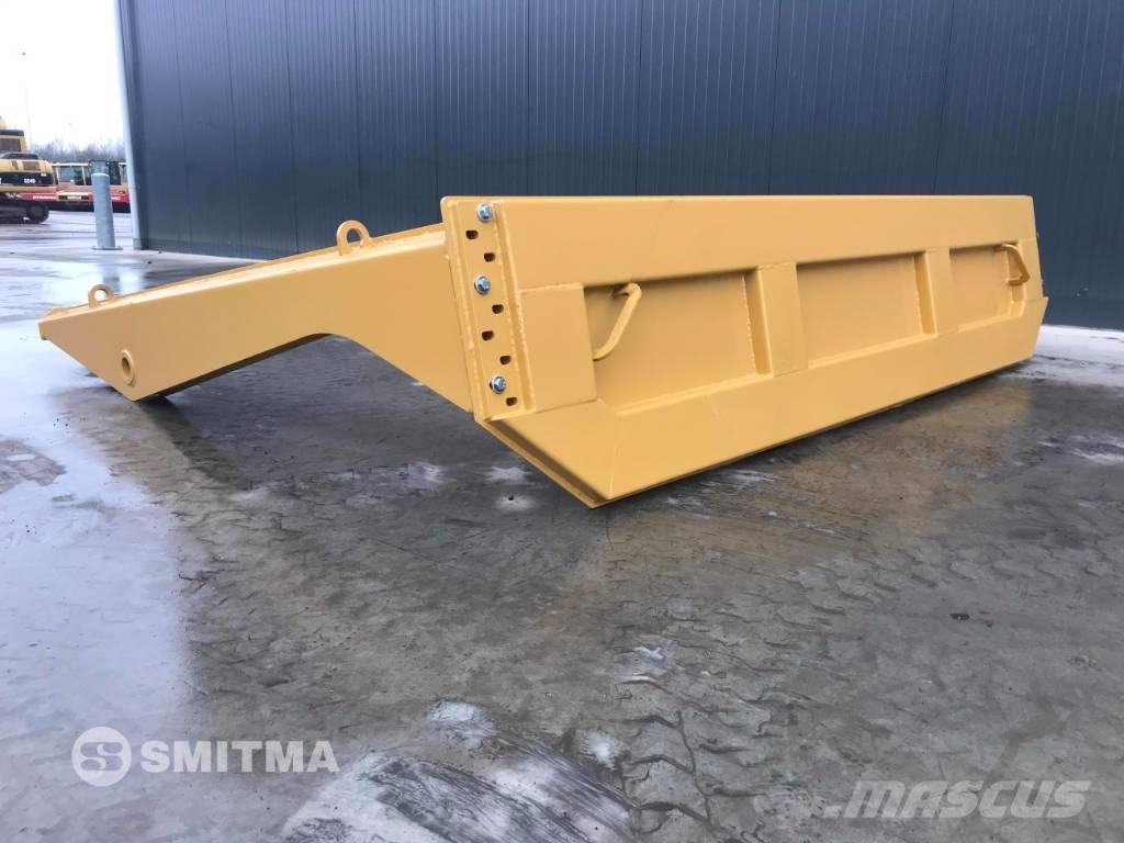CAT 735B Portas traseiras
