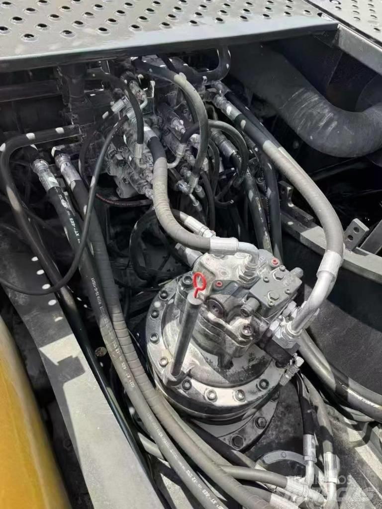 Volvo EC 240 Escavadoras de rastos