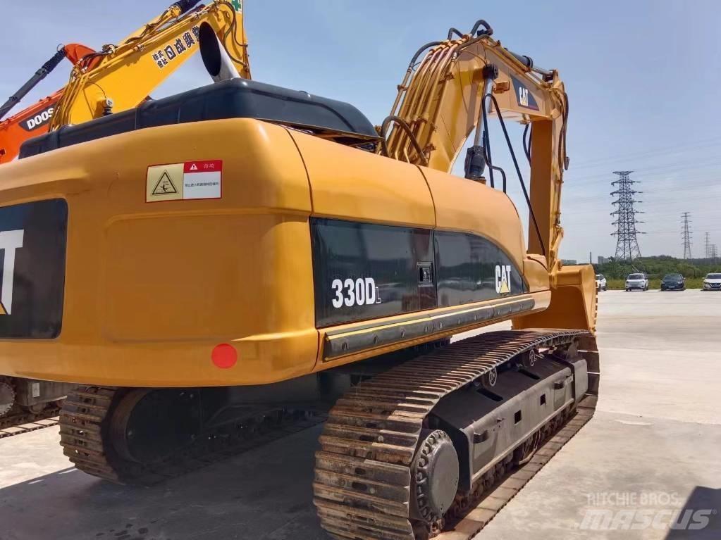 Cata-Dyne 330 Escavadoras de rastos