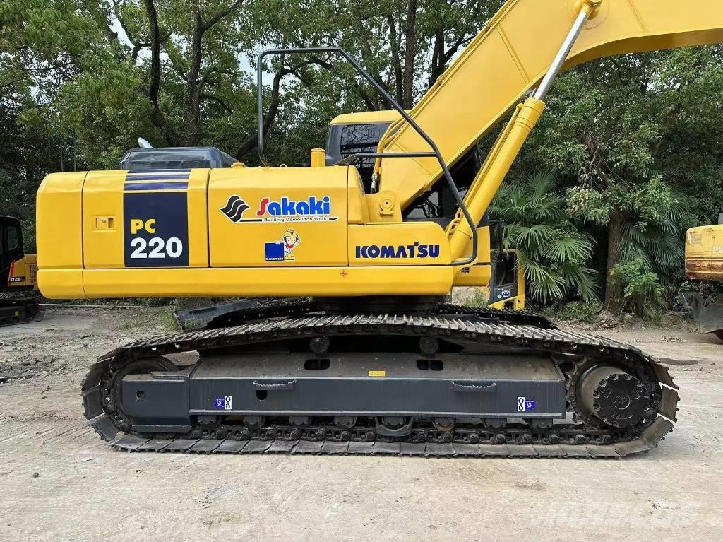 Komatsu PC220-8 Escavadoras de rastos