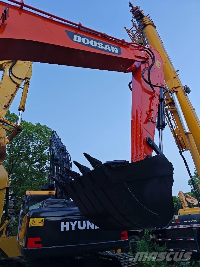 Doosan DX 300 LC Escavadoras de rastos