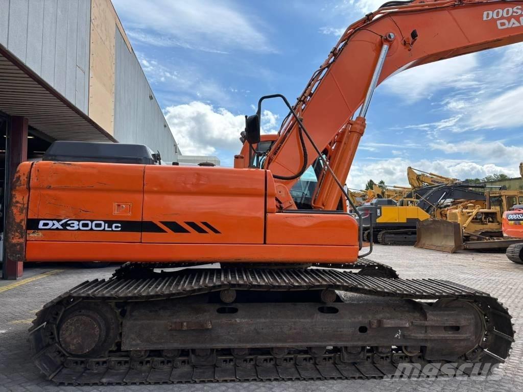 Doosan DX 300 LC Escavadoras de rastos