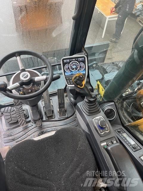 Hyundai HW160 Escavadoras de rodas