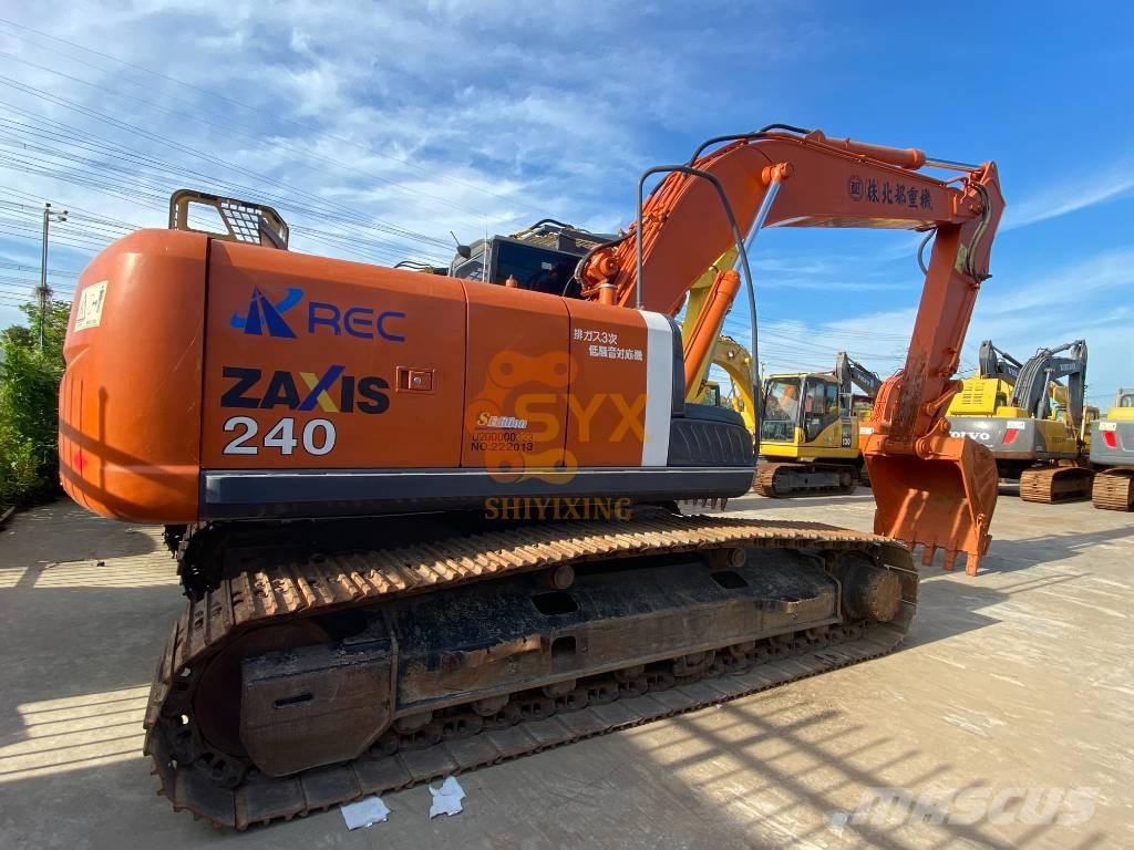 Hitachi ZX 240 Escavadoras de rastos