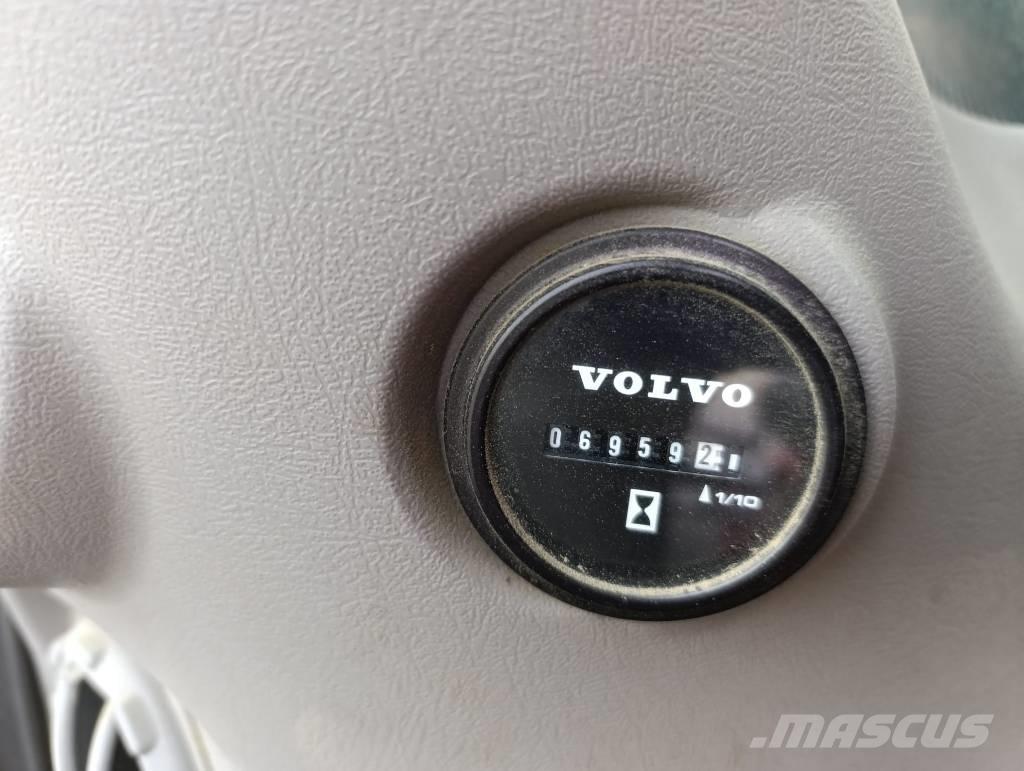 Volvo EW 210 D Escavadoras de rodas