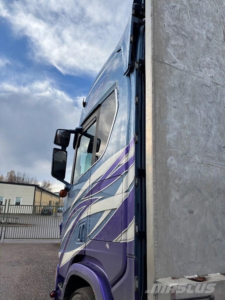 Scania R730B6X4NB Camiões de transporte de troncos