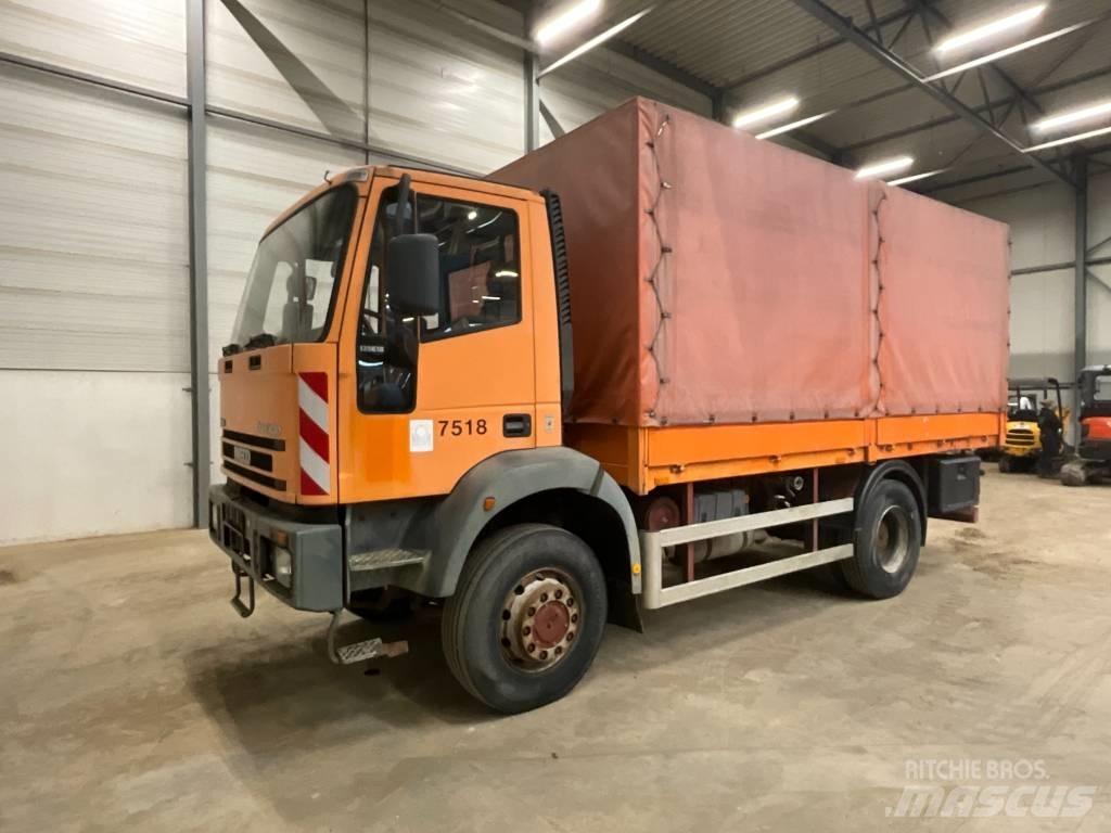 Iveco 135E 18 4X4 Camiões de caixa fechada