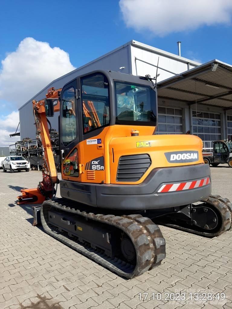 Develon DX 85 R-3 Escavadoras Midi 7t - 12t