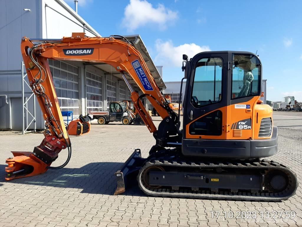 Develon DX 85 R-3 Escavadoras Midi 7t - 12t