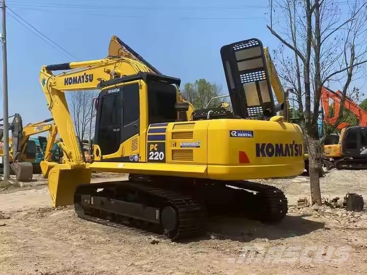 Komatsu PC220-8 Escavadoras de rastos