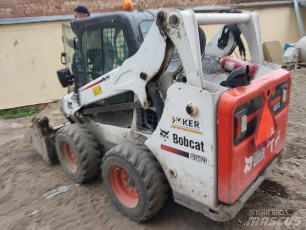 Bobcat S 570 Carregadoras de direcção deslizante