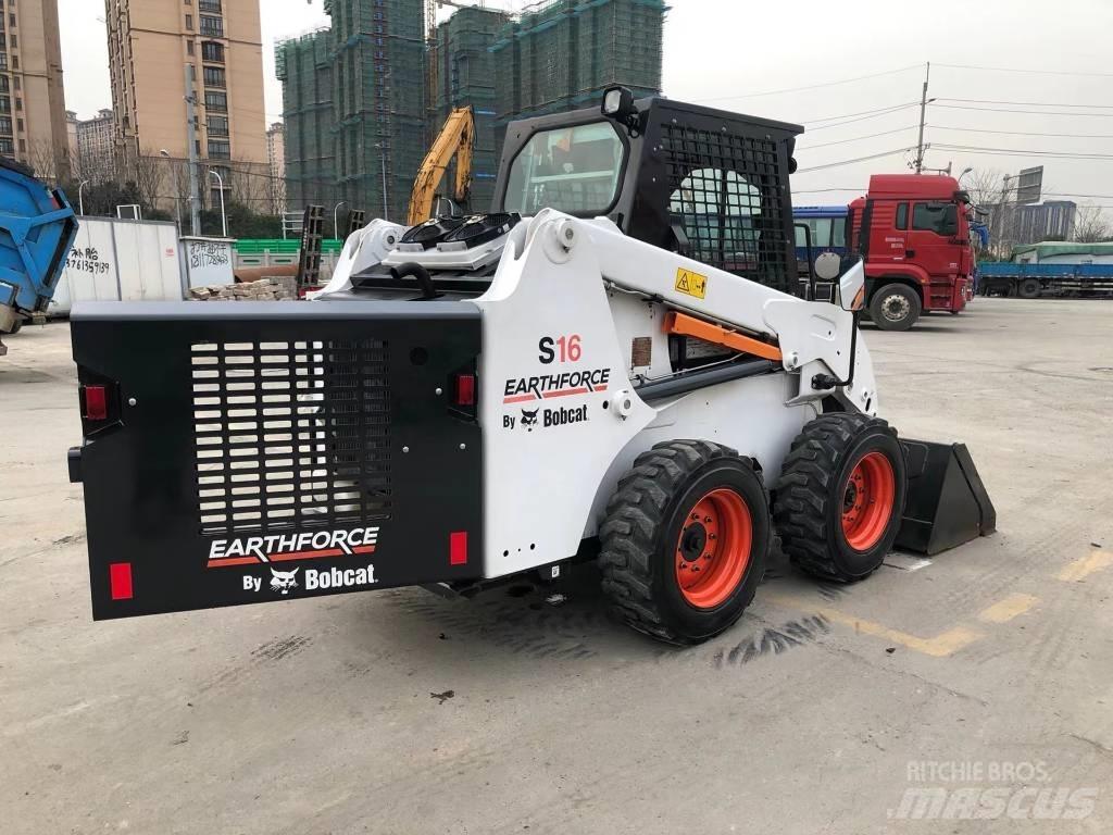 Bobcat S16 Carregadoras de direcção deslizante