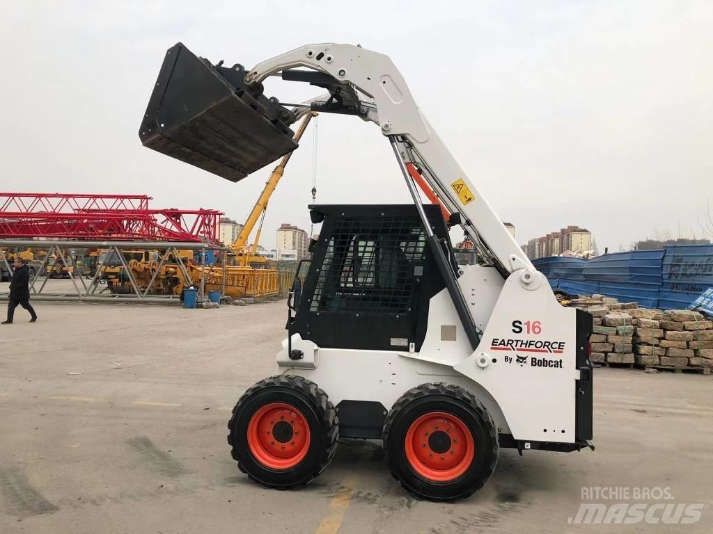 Bobcat S16 Carregadoras de direcção deslizante