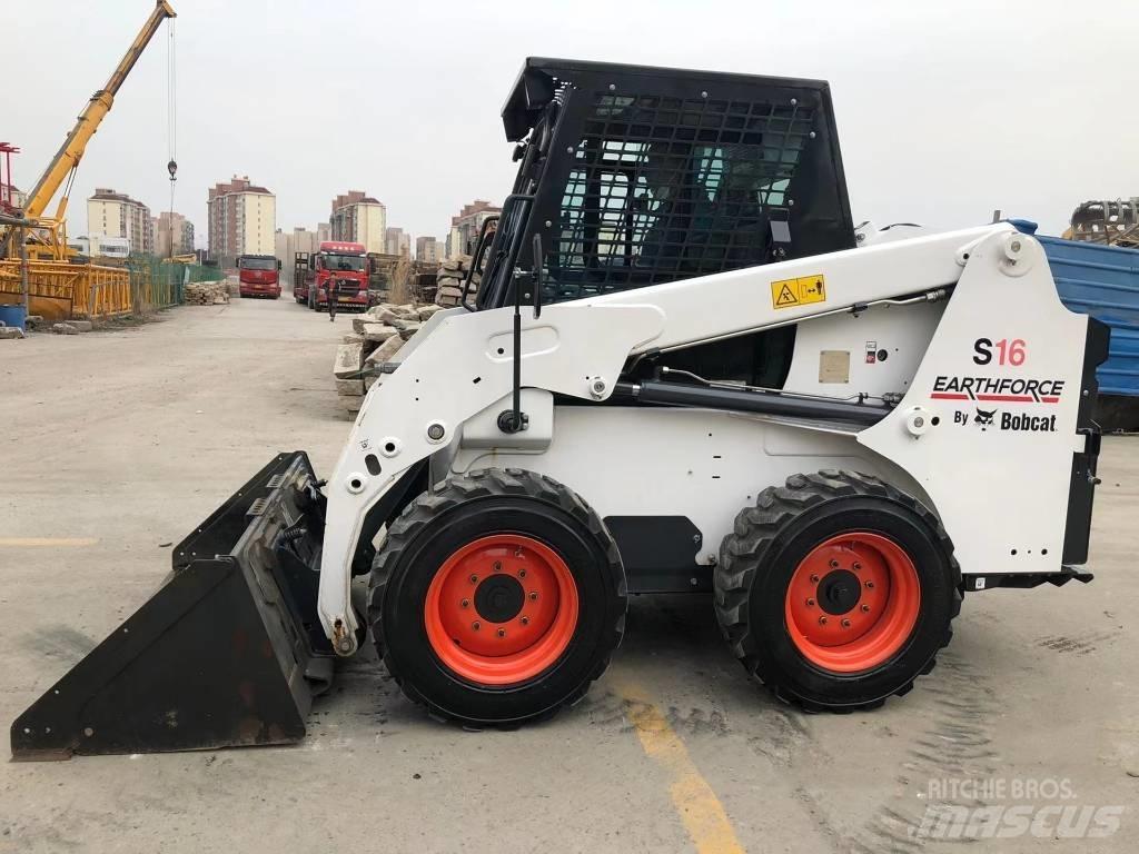 Bobcat S16 Carregadoras de direcção deslizante