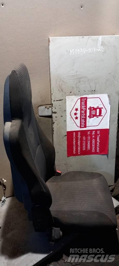 MAN TGS.     81623016946 Cabines e interior