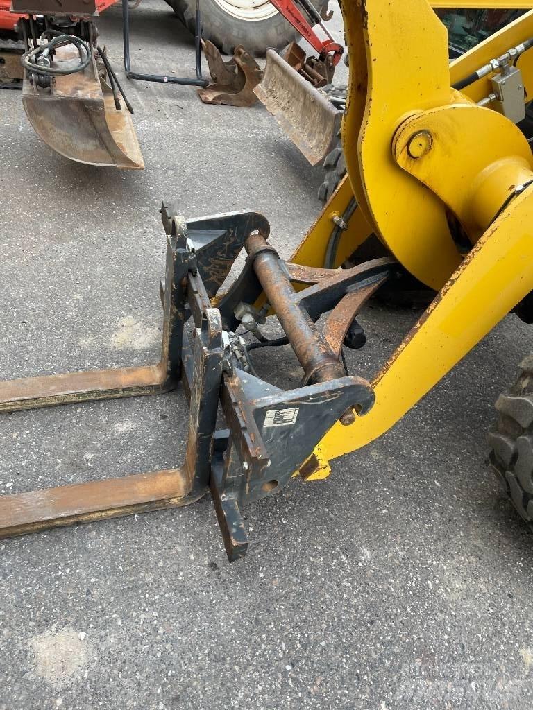 Komatsu WA 70 Pás carregadoras de rodas