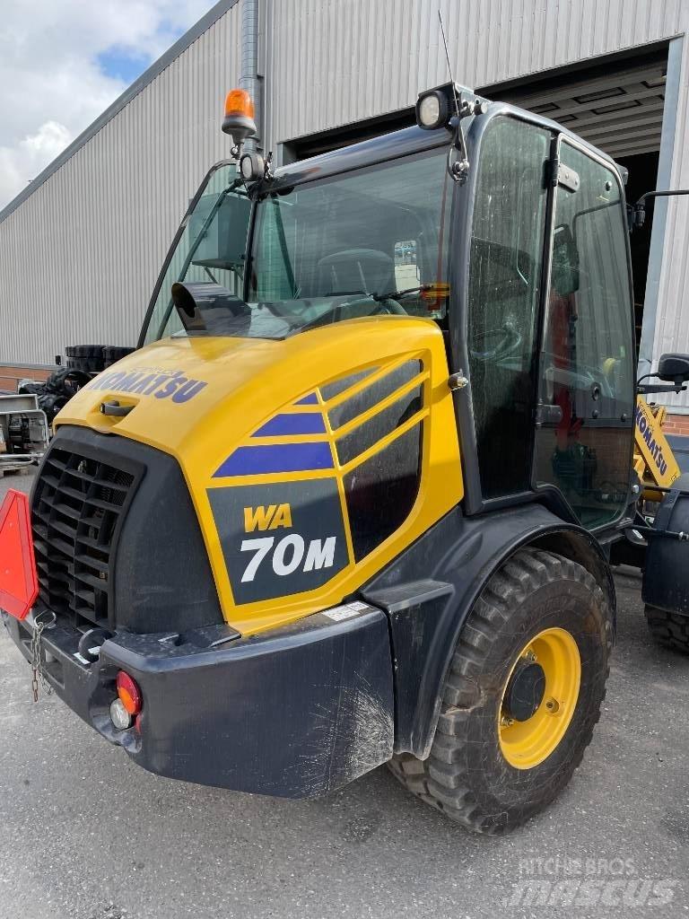 Komatsu WA 70 Pás carregadoras de rodas