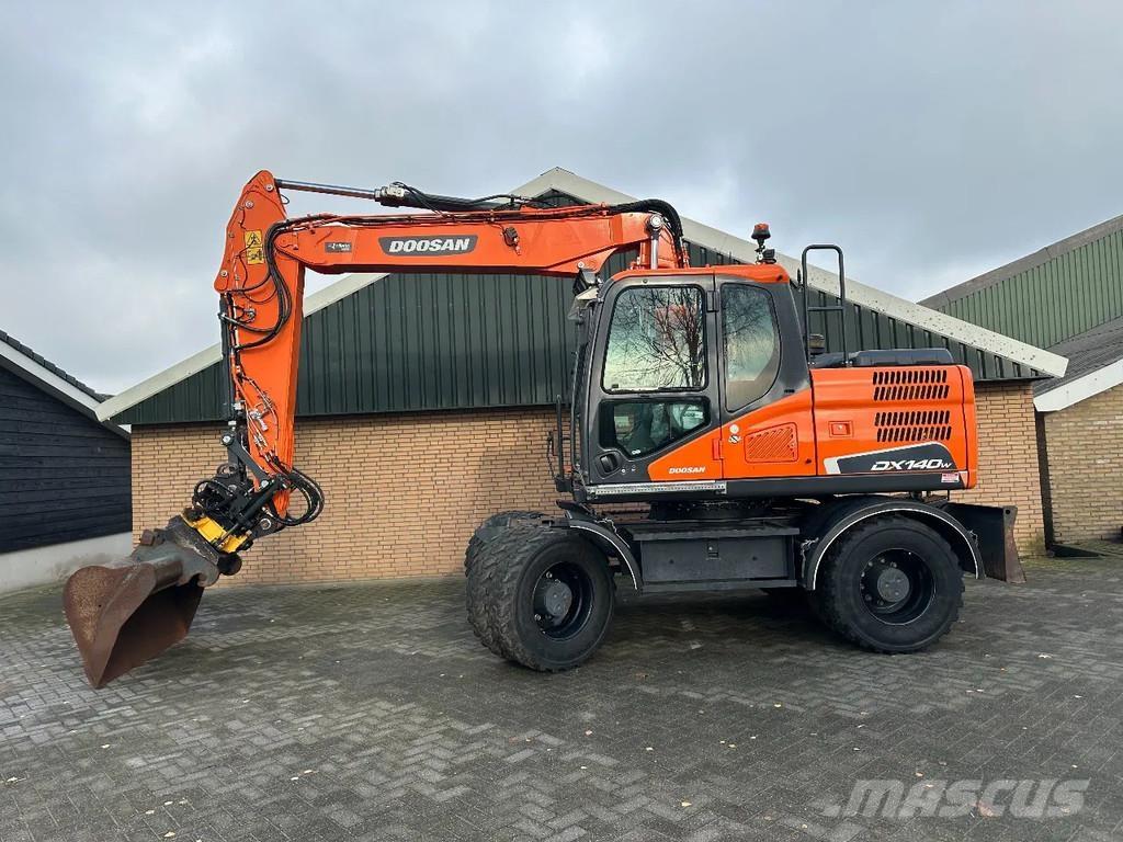 Doosan DX140W-5 Escavadoras de rodas