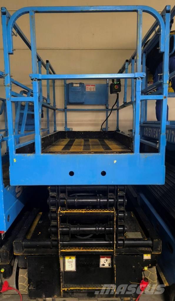 Haulotte Compact 12 Elevadores de tesoura