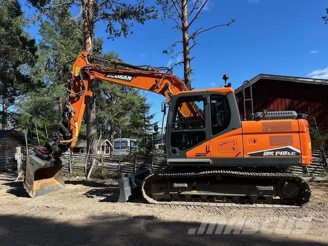 Doosan DX 140 LC Escavadoras de rastos