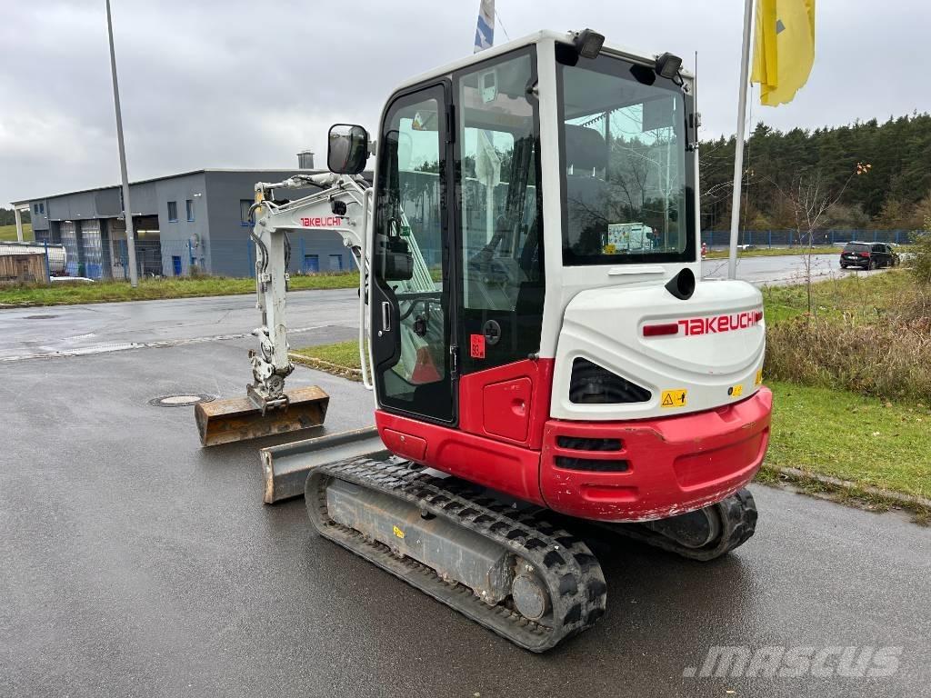 Takeuchi TB 235-2 V3 Mini Escavadoras <7t