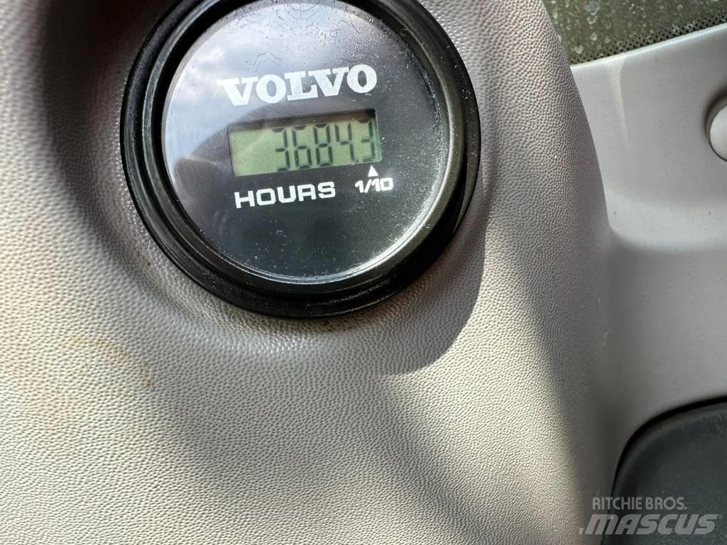 Volvo BM ECR235EL Escavadoras de rastos