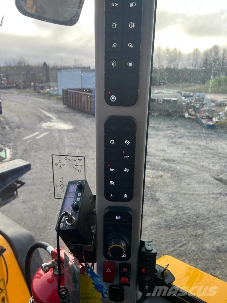 JCB 413K Pyöräkone Pás carregadoras de rodas