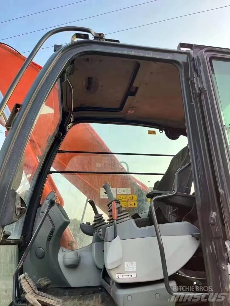 Hitachi ZX 300 Escavadoras de rastos