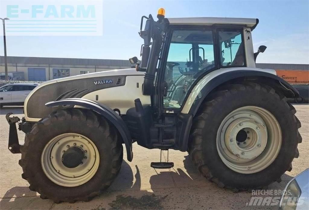 Valtra t 202 Tratores Agrícolas usados