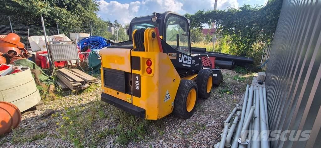 JCB 155 Carregadoras de direcção deslizante