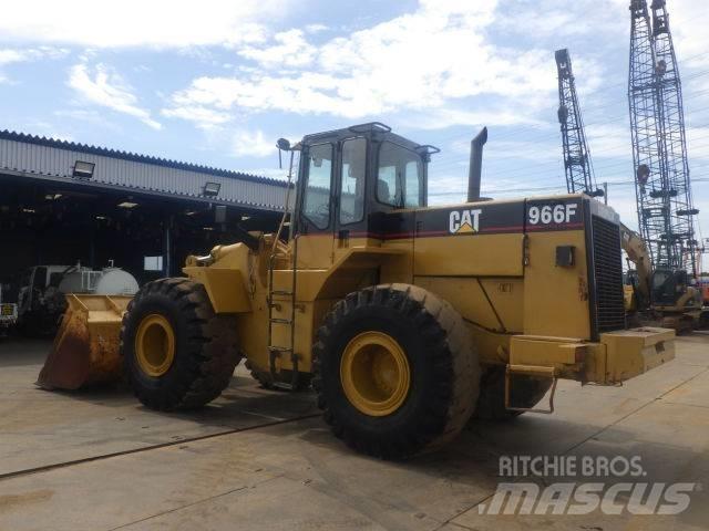 CAT 966 F Pás carregadoras de rodas