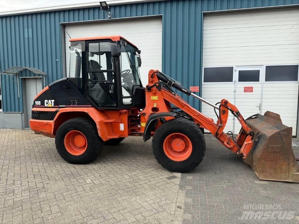 CAT 908 Pás carregadoras de rodas