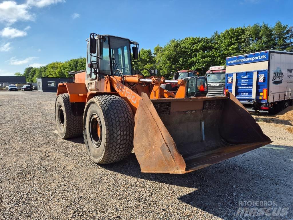 Hitachi FR 130 Pás carregadoras de rodas