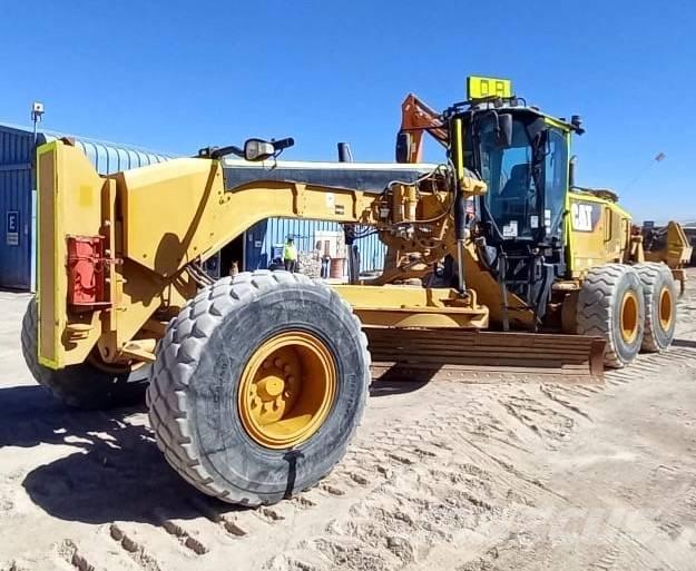 CAT 14 M Motoniveladoras