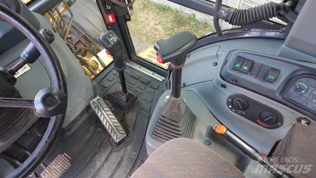 New Holland LB 110 Retroescavadoras